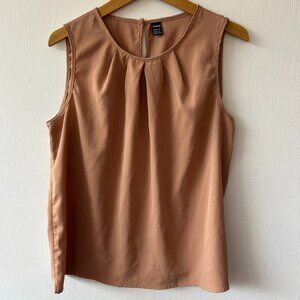 SHEIN Sleeveless Blouse Womens XL Beige Tan Corpcore Minimalist Keyhole Neck